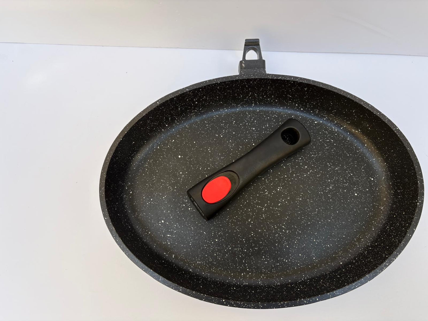 Poêle anti-adhésive 24 cm